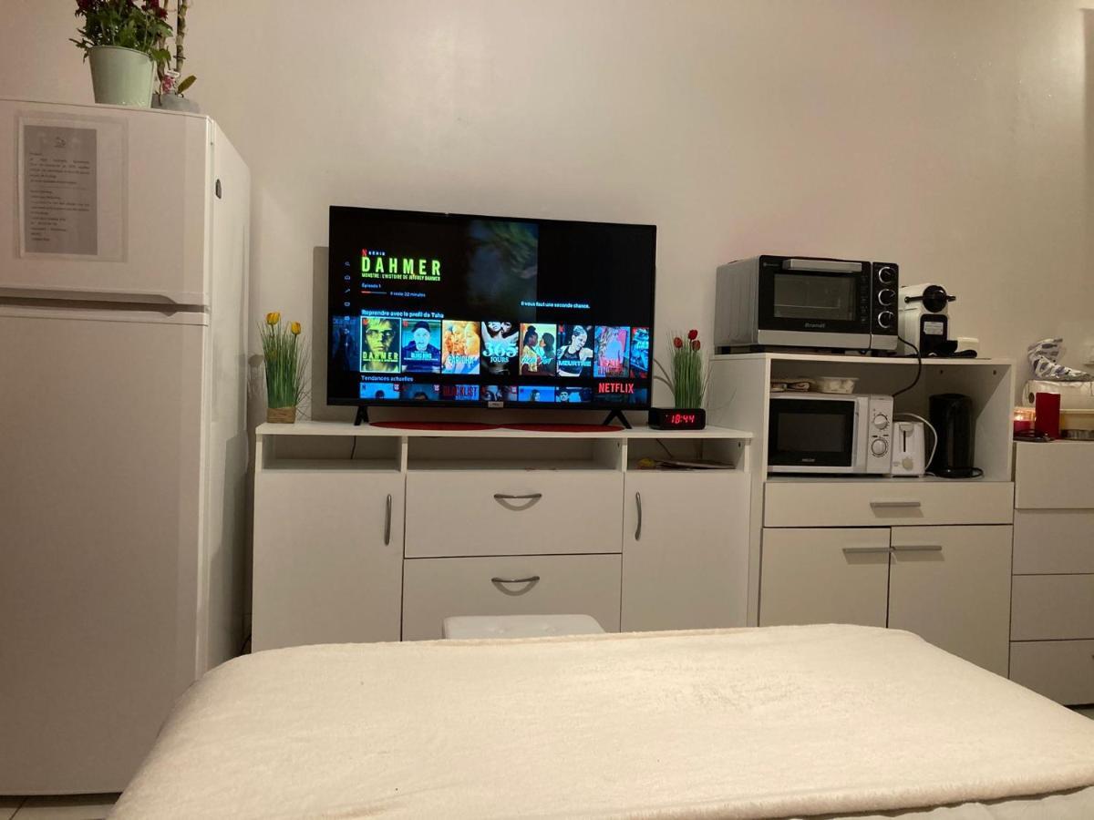 Studio Calme Et Eclaire Proche De Nation C Apartment Paris Exterior photo